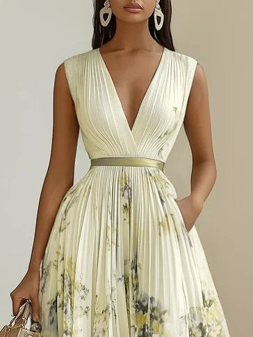 Betty | Sophisticated Dress